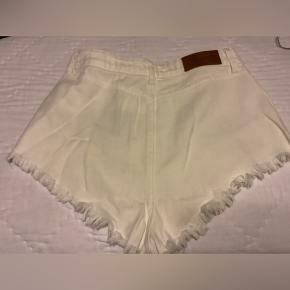 New Nasty Gal Raw Hem Denim Cheeky Shorts - Picture 2 of 6